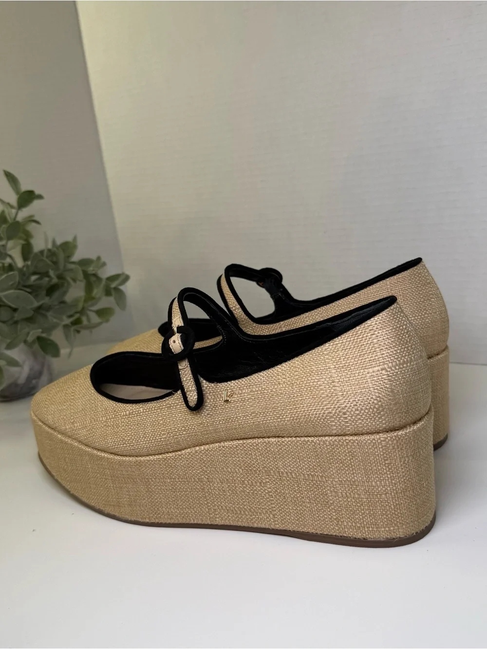 Larroude Women's Blair Flatforms Mary-Jane Raffia/Leather Shoes Women's Size 10
